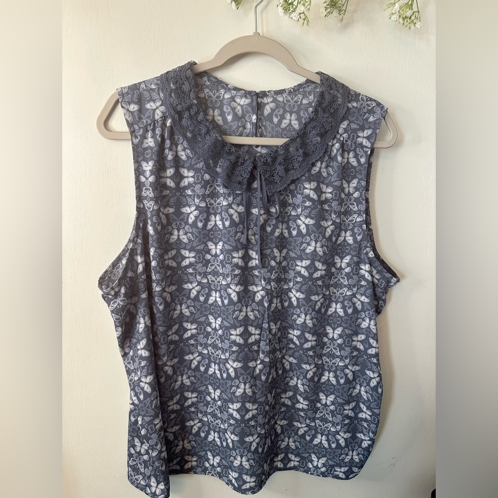 (A29)No source | butterfly Lace Trim Sleeveless Top